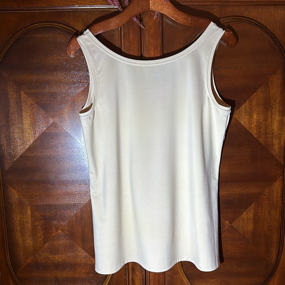 EUC Roz & Ali Ivory Cream Tank - Picture 3 of 9